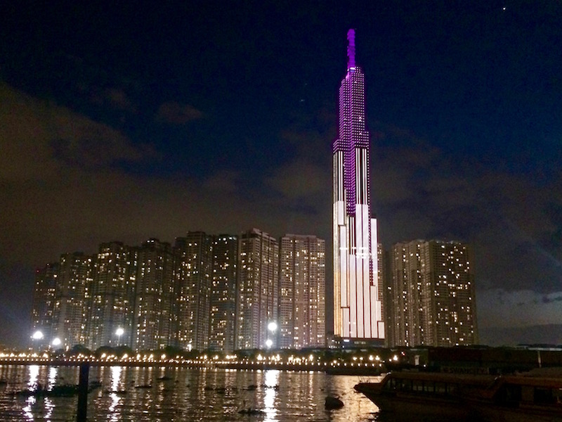 tòa nhà landmark 81 của tỷ phú đô la Phạm Nhật Vượng
